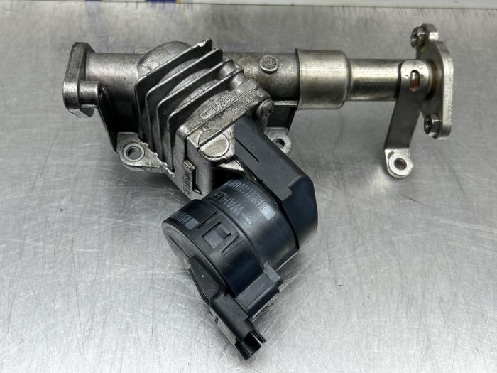 Gebrauchte AGR Ventil BMW 3 serie (E90) 318i 16V Preis € 50,00 Margenregelung angeboten von Gebr Opdam B.V.