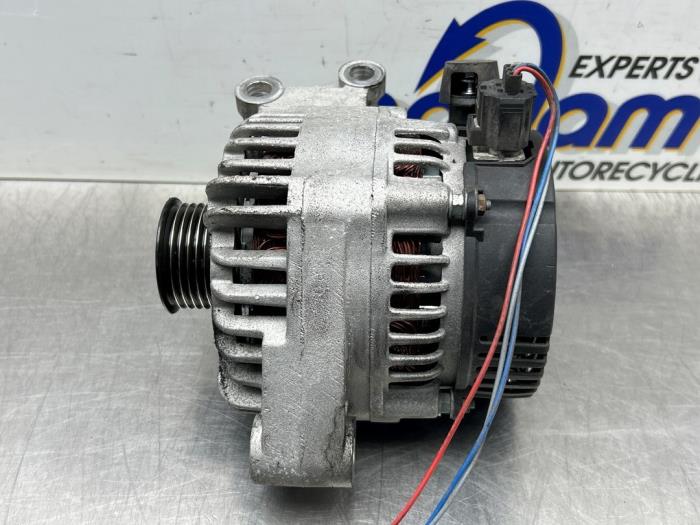 Begagnade Dynamo Ford Focus 1 Wagon 1.6 16V Pris € 60,00 Marginaltabell erbjuds av Gebr Opdam B.V.