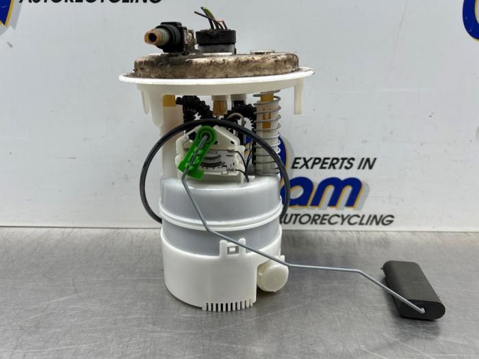 Usagé Pompe essence Peugeot 3008 I (0U/HU) 1.6 VTI 16V Prix € 60,00 Règlement à la marge proposé par Gebr Opdam B.V.