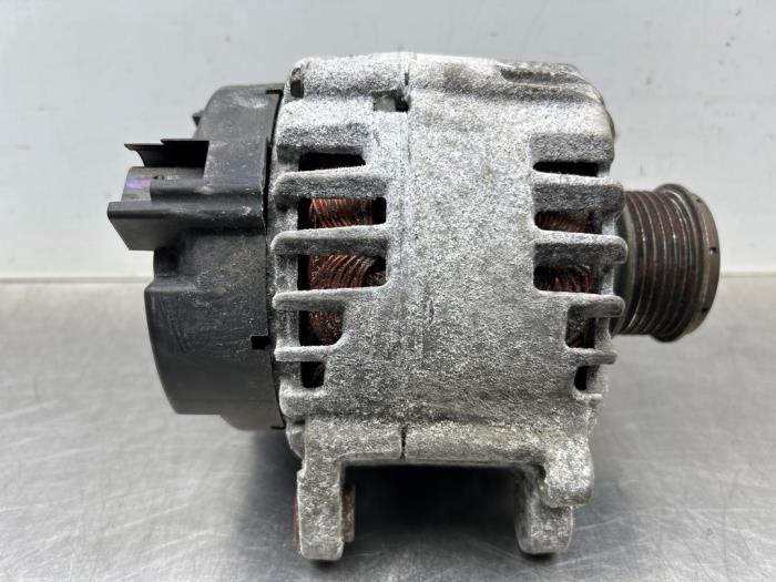 Begagnade Dynamo Seat Ibiza IV (6J5) 1.2 TDI Ecomotive Pris € 125,00 Marginaltabell erbjuds av Gebr Opdam B.V.