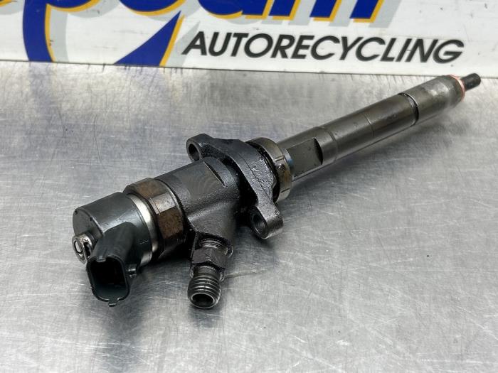 Usagé Injecteurs Peugeot 307 SW (3H) 1.6 HDi 16V Prix € 100,00 Règlement à la marge proposé par Gebr Opdam B.V.