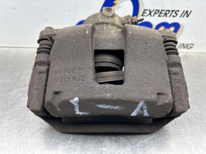 Gebrauchte Bremszange links hinten Citroen Jumper (U9) 3.0 HDi 180 Euro 5 Preis € 75,00 Margenregelung angeboten von Gebr Opdam B.V.
