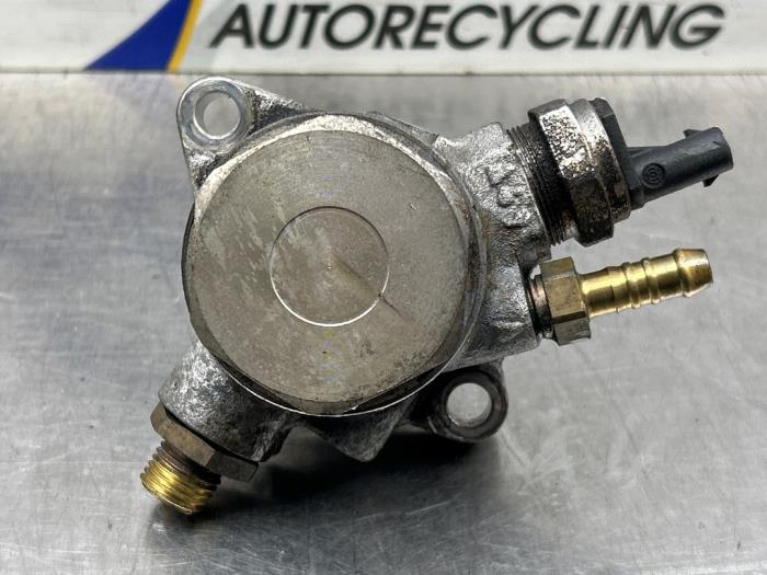 Begagnade Högtryckspump Audi A3 Sportback (8VA/8VF) 1.4 TFSI 16V Pris € 85,00 Marginaltabell erbjuds av Gebr Opdam B.V.