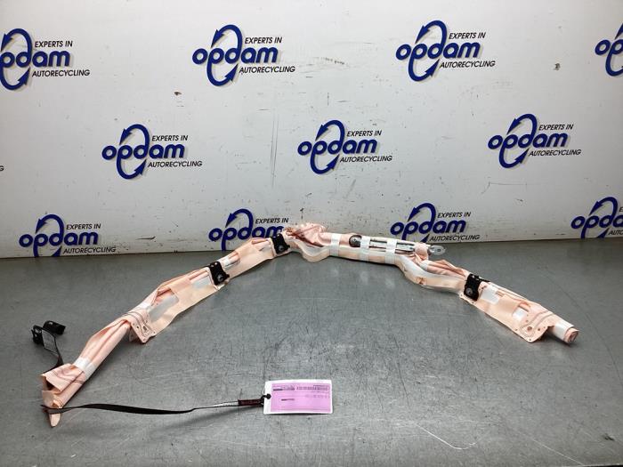 Używane Kurtyna Ford Focus 4 Wagon 1.0 Ti-VCT EcoBoost 12V 125 Cena € 150,00 Procedura marży oferowane przez Gebr Opdam B.V.