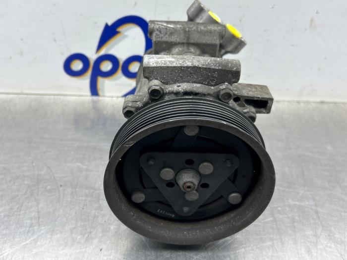 Pompe clim Renault Twingo II (CN), 2007 / 2014 1.2, Berline avec hayon arrière, 2 portes, Essence, 1.149cc, 43kW (58pk), FWD, D7F800; EURO4, 2007-03 / 2014-09, CN0D (Occasion)