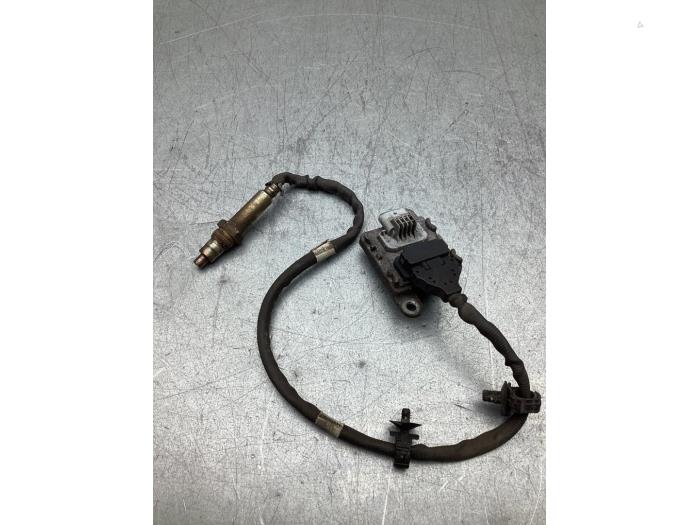 Usados Sonda Lambda Renault Master III (FV) 2.3 dCi 125 16V FWD Precio € 121,00 IVA incluido ofrecido por Gebr Opdam B.V.