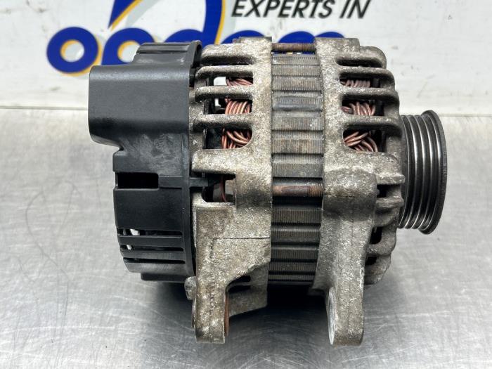 Usagé Dynamo Hyundai Atos 1.1 12V Prix € 50,00 Règlement à la marge proposé par Gebr Opdam B.V.