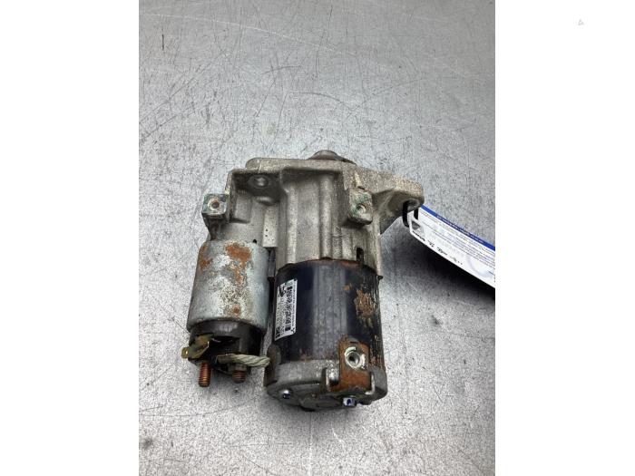 Gebrauchte Anlasser Mitsubishi Space Star (A0) 1.0 12V Preis € 50,00 Margenregelung angeboten von Gebr Opdam B.V.