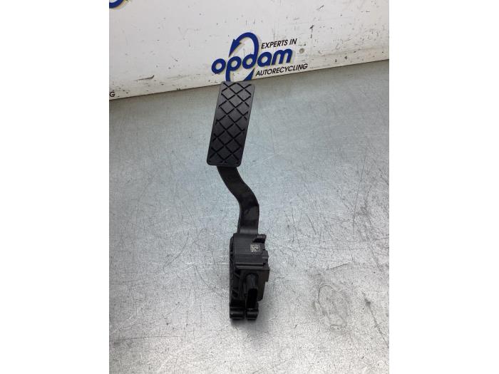Begagnade Gaspedalsensor Skoda Scala 1.0 TSI 115 Pris € 75,00 Marginaltabell erbjuds av Gebr Opdam B.V.
