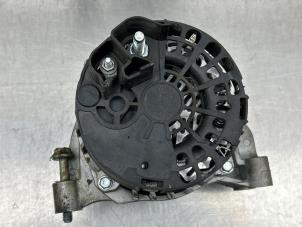 Dynamo van een Fiat Panda (169) 1.2 Fire 2010