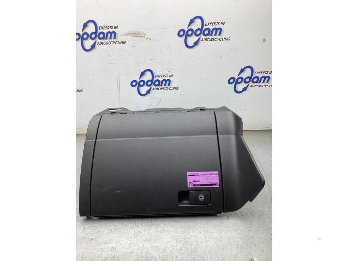 Begagnade Handskfack Volkswagen Golf VII (AUA) 1.6 TDI BlueMotion 16V Pris € 50,00 Marginaltabell erbjuds av Gebr Opdam B.V.