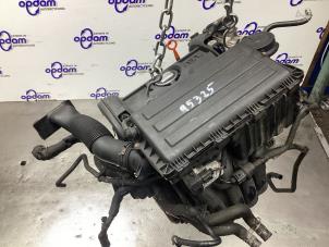 Motor van een Seat Ibiza III (6L1) 1.6 16V 2007
