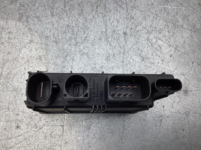 Gebrauchte Stromverteiler Mini Mini (F55) 1.5 12V Cooper Preis € 40,00 Margenregelung angeboten von Gebr Opdam B.V.