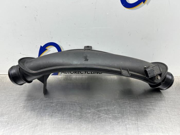 Gebrauchte Intercooler Rohr Peugeot 308 SW (4E/H) 1.6 16V THP 155 Preis € 35,00 Margenregelung angeboten von Gebr Opdam B.V.