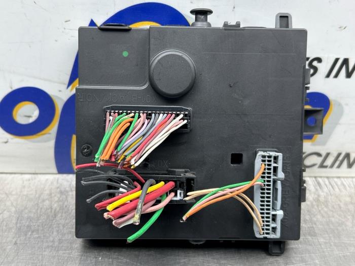 Used Body control computer Renault Twingo II (CN) 1.2 16V Price € 65,00 Margin scheme offered by Gebr Opdam B.V.