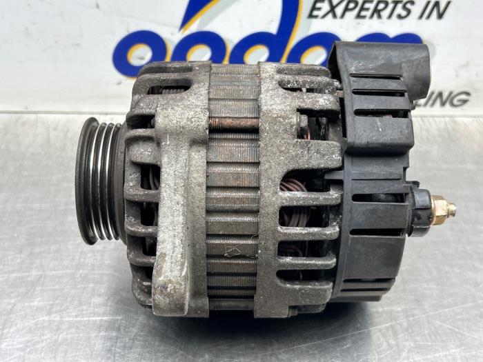 Usagé Dynamo Hyundai Atos 1.1 12V Prix € 50,00 Règlement à la marge proposé par Gebr Opdam B.V.