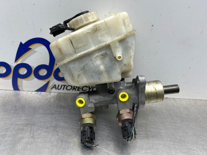 Gebrauchte Hauptbremszylinder BMW 3 serie (E46/4) 316i 16V Preis € 100,00 Margenregelung angeboten von Gebr Opdam B.V.