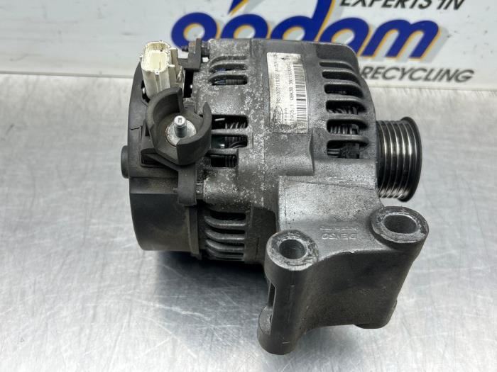 Begagnade Dynamo Ford Focus 2 Wagon 1.6 16V Pris € 75,00 Marginaltabell erbjuds av Gebr Opdam B.V.