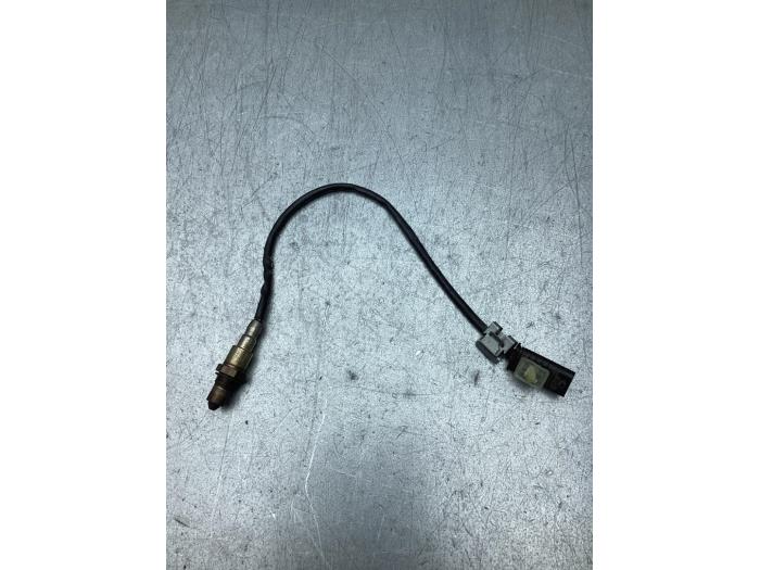 Usagé Sonde lambda BMW 3 serie (G20) 320d 2.0 TwinPower Turbo 16V Prix € 125,00 Règlement à la marge proposé par Gebr Opdam B.V.