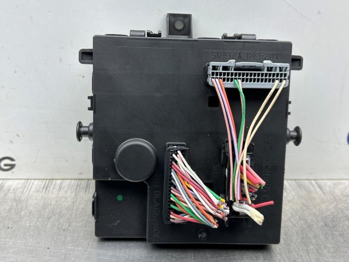 Used Body control computer Renault Twingo II (CN) 1.2 16V Price € 75,00 Margin scheme offered by Gebr Opdam B.V.