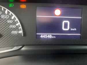 Engine from a Peugeot 208 II (UB/UH/UP) 1.2 Vti 12V PureTech 100 2022