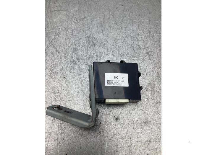 Usados Módulo PDC Mazda CX-3 (DJ/DK) 2.0 SkyActiv-G 120 Precio € 100,00 Norma de margen ofrecido por Gebr Opdam B.V.