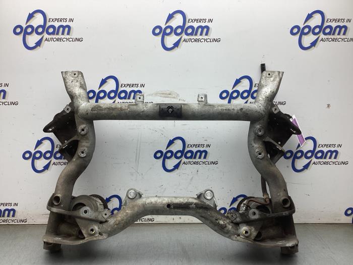 Usados Subchasis Mercedes C (W204) 3.0 C-280 V6 24V Precio € 100,00 Norma de margen ofrecido por Gebr Opdam B.V.