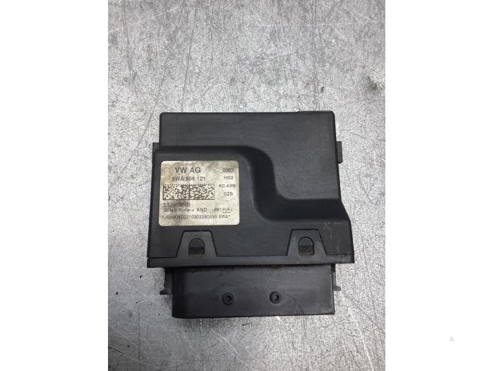 Usagé Module pompe carburant Volkswagen Golf VIII (CD1) 2.0 TSI R 16V 4Motion Prix € 75,00 Règlement à la marge proposé par Gebr Opdam B.V.