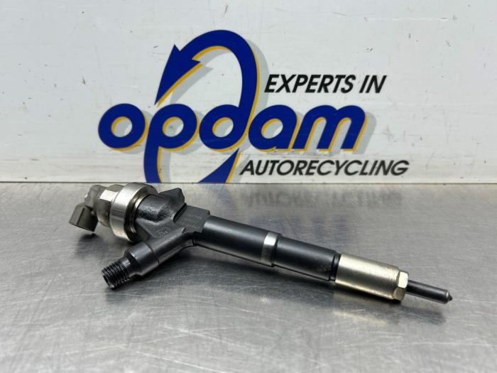 Usagé Injecteurs Opel Astra J Sports Tourer (PD8/PE8/PF8) 1.7 CDTi 16V Prix € 60,00 Règlement à la marge proposé par Gebr Opdam B.V.