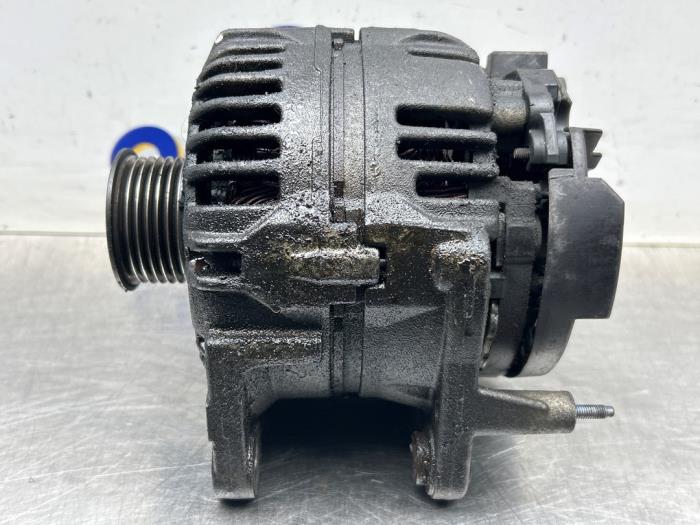 Begagnade Dynamo Volkswagen Golf V (1K1) 1.6 FSI 16V Pris € 65,00 Marginaltabell erbjuds av Gebr Opdam B.V.
