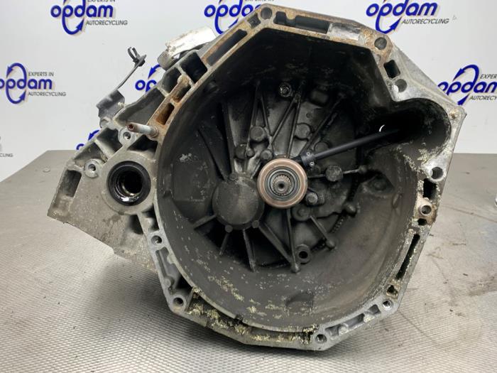 Gebrauchte Getriebe Dacia Lodgy (JS/SD0J) 1.5 dCi FAP Preis auf Anfrage angeboten von Gebr Opdam B.V.