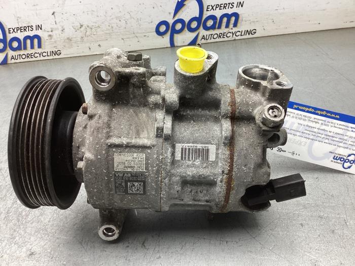 Usagé Pompe clim Volkswagen Polo VI (AW1) 1.0 TSI 12V Prix € 90,00 Règlement à la marge proposé par Gebr Opdam B.V.