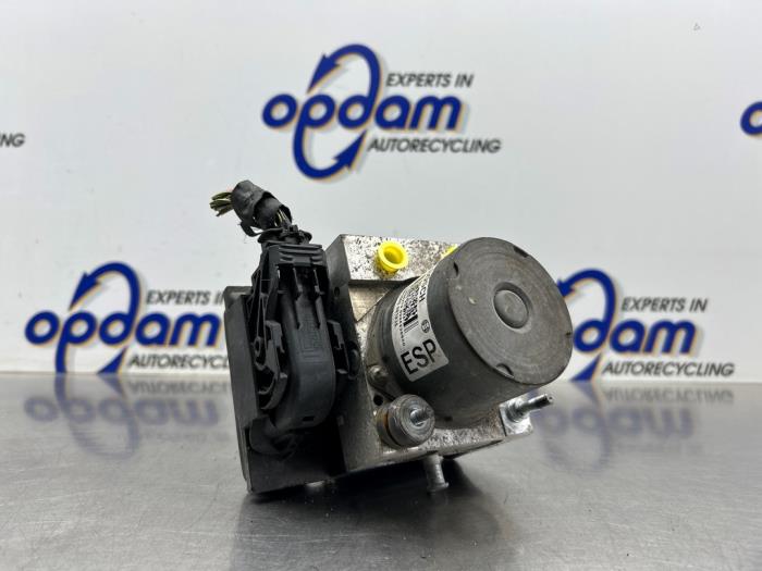 Gebrauchte ABS Pumpe Alfa Romeo MiTo (955) 1.4 16V Preis € 125,00 Margenregelung angeboten von Gebr Opdam B.V.