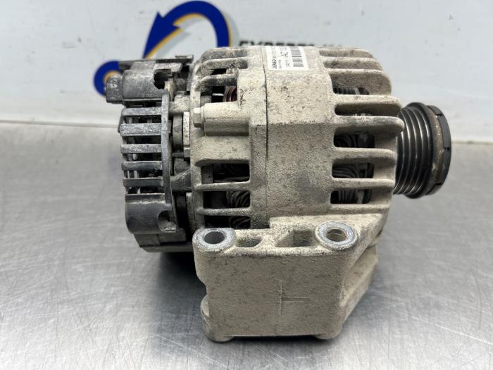 Usagé Dynamo Opel Combo (Corsa C) 1.3 CDTI 16V Prix € 75,00 Règlement à la marge proposé par Gebr Opdam B.V.