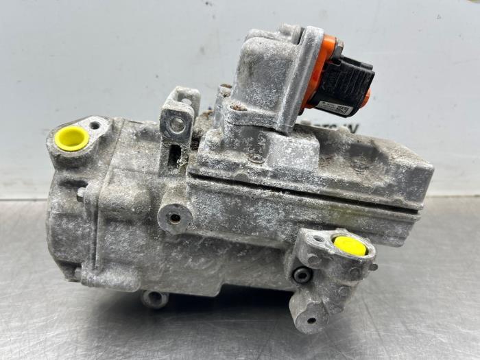 Usagé Pompe clim Renault Zoé (AG) 46kW Prix € 525,00 Règlement à la marge proposé par Gebr Opdam B.V.