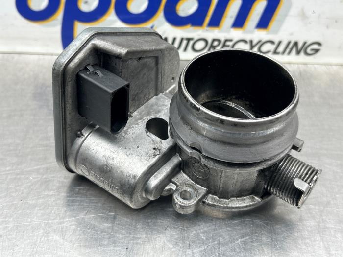 Gebrauchte Drosselklappengehäuse BMW 1 serie (E81) 118d 16V Preis € 75,00 Margenregelung angeboten von Gebr Opdam B.V.