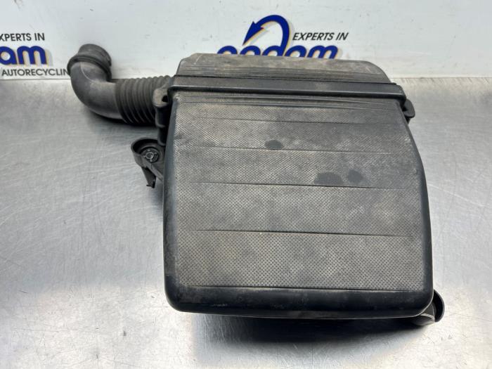 Begagnade Luftfilterhus Fiat Panda (169) 1.1 Fire Pris € 50,00 Marginaltabell erbjuds av Gebr Opdam B.V.