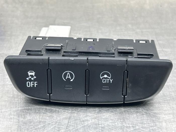 Używane Przelacznik Start/Stop Opel Karl 1.0 12V Cena € 42,35 Z VAT oferowane przez Gebr Opdam B.V.