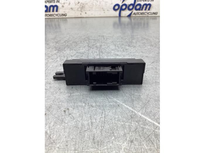 Begagnade Elspegelmodul Opel Grandland (X) 1.2 Turbo 12V Pris € 40,00 Marginaltabell erbjuds av Gebr Opdam B.V.