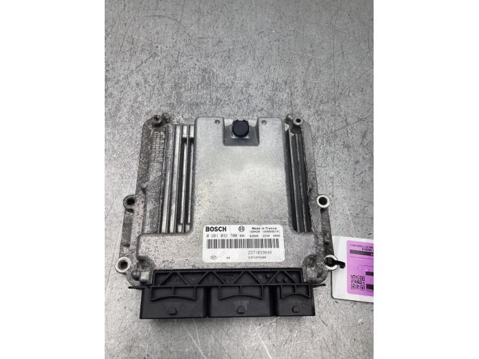 Used Engine management computer Opel Vivaro 1.6 CDTI BiTurbo 120 Price € 150,00 Margin scheme offered by Gebr Opdam B.V.