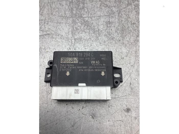 Begagnade PDC-modul Audi A3 Sportback (8VA/8VF) 1.5 TFSI 16V Pris € 50,00 Marginaltabell erbjuds av Gebr Opdam B.V.