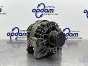 Dynamo från en Renault Kangoo Express (FW) 1.5 dCi 90 FAP 2018