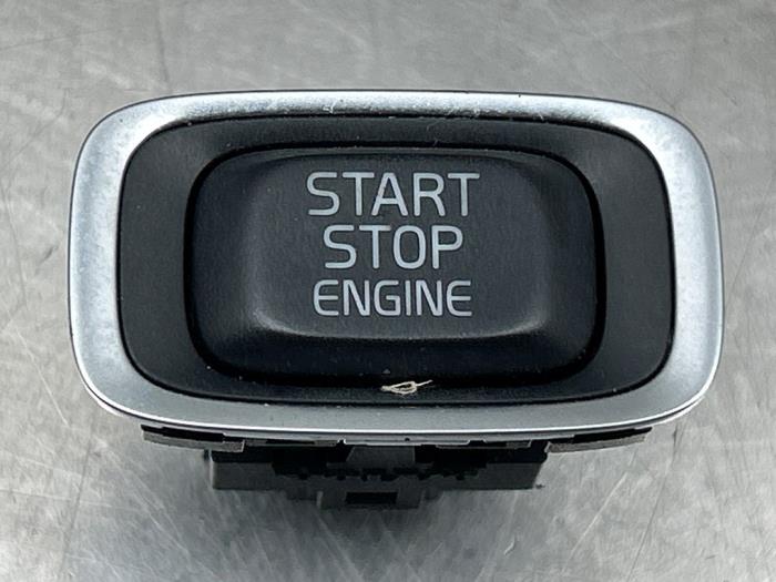 Używane Przelacznik Start/Stop Volvo V40 (MV) 1.5 T3 16V Geartronic Cena € 14,00 Procedura marży oferowane przez Gebr Opdam B.V.