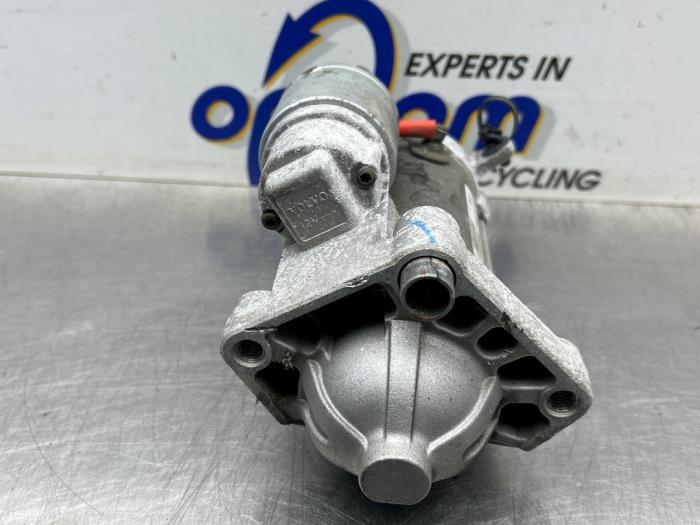 Gebrauchte Anlasser Volvo V40 (MV) 1.5 T3 16V Geartronic Preis € 50,00 Margenregelung angeboten von Gebr Opdam B.V.