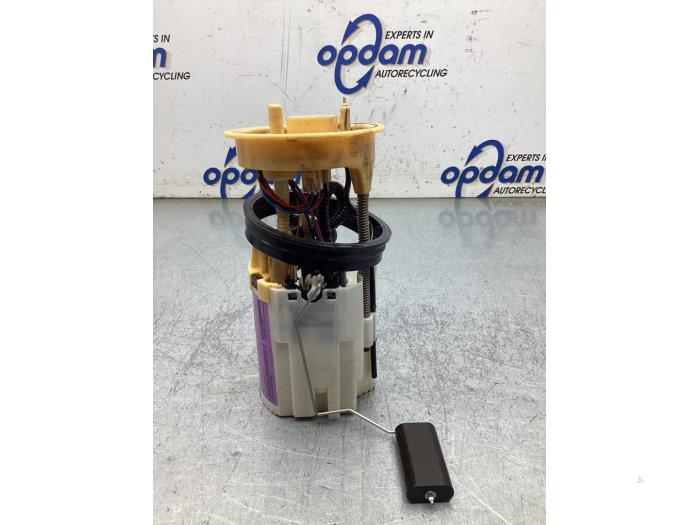 Usagé Pompe à carburant Volkswagen Crafter (SY) 2.0 TDI FWD Prix € 121,00 Prix TTC proposé par Gebr Opdam B.V.