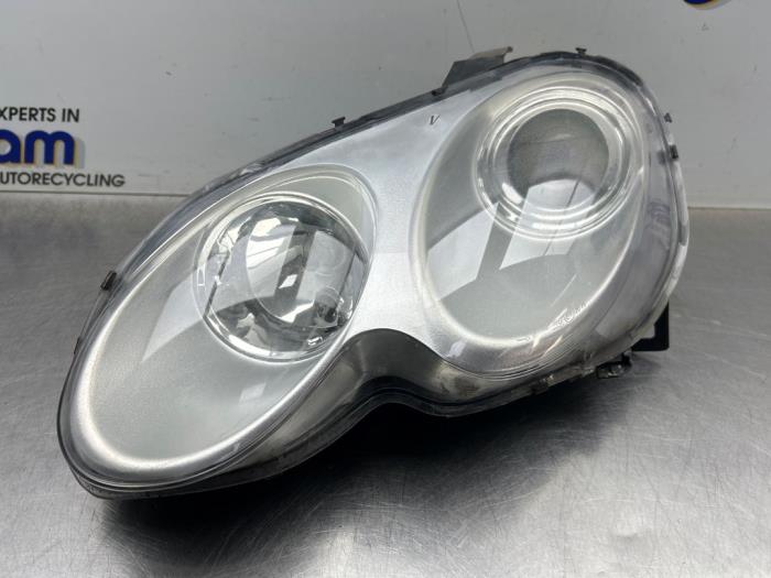 Używane Reflektor lewy Smart Forfour (454) 1.0 12V Cena € 30,00 Procedura marży oferowane przez Gebr Opdam B.V.