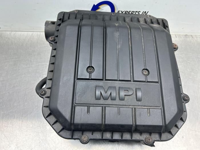 Begagnade Luftfilterhus Seat Mii 1.0 12V Pris € 40,00 Marginaltabell erbjuds av Gebr Opdam B.V.