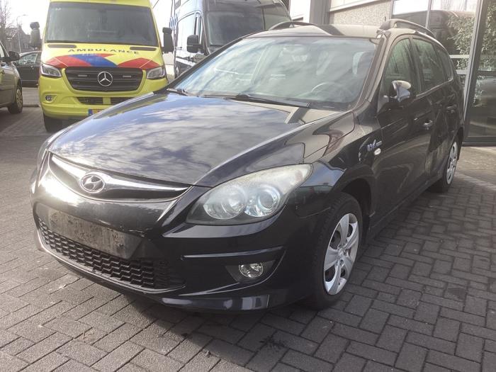 Gebrauchte Getriebe Hyundai i30 Crosswagon (WWH) 1.4 CVVT 16V Preis € 250,00 Margenregelung angeboten von Gebr Opdam B.V.