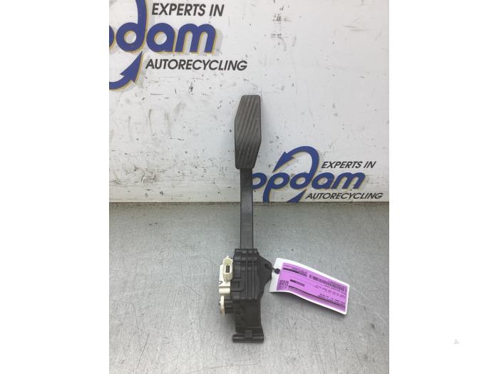 Begagnade Gaspedalsensor Opel Karl 1.0 12V Pris € 35,00 Marginaltabell erbjuds av Gebr Opdam B.V.