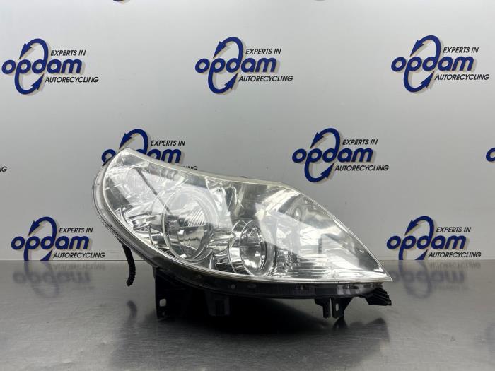 Używane Reflektor prawy Fiat Ducato (250) 2.3 D 120 Multijet Cena € 125,00 Procedura marży oferowane przez Gebr Opdam B.V.